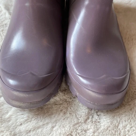 Hunter Glossy Plum Rain Boot 5 - Picture 4 of 11